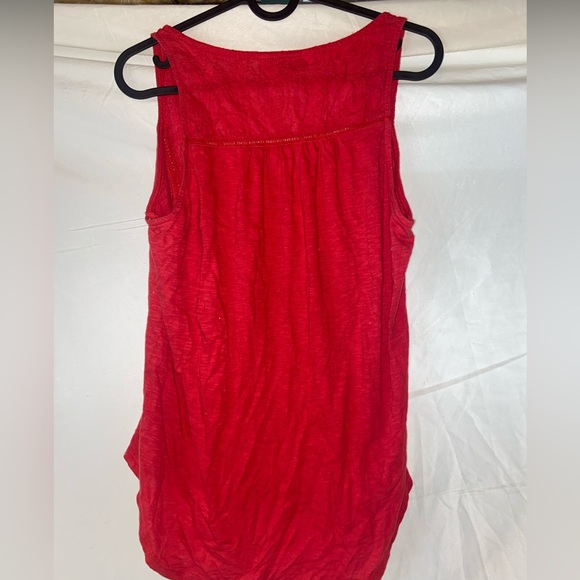 Lucky Brand Bright Red Tank w/ Design - Picture 2 of 4
